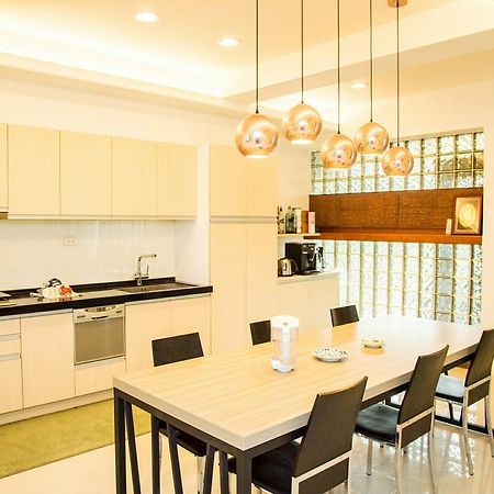 Mountain Homestay 6-8人包棟民宿 Xinhua Εξωτερικό φωτογραφία