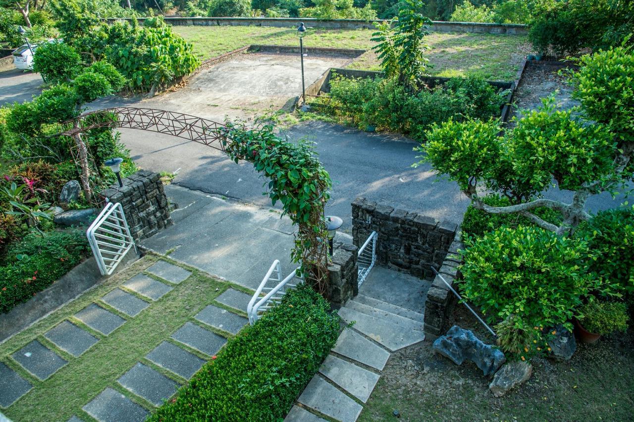 Mountain Homestay 6-8人包棟民宿 Xinhua Εξωτερικό φωτογραφία